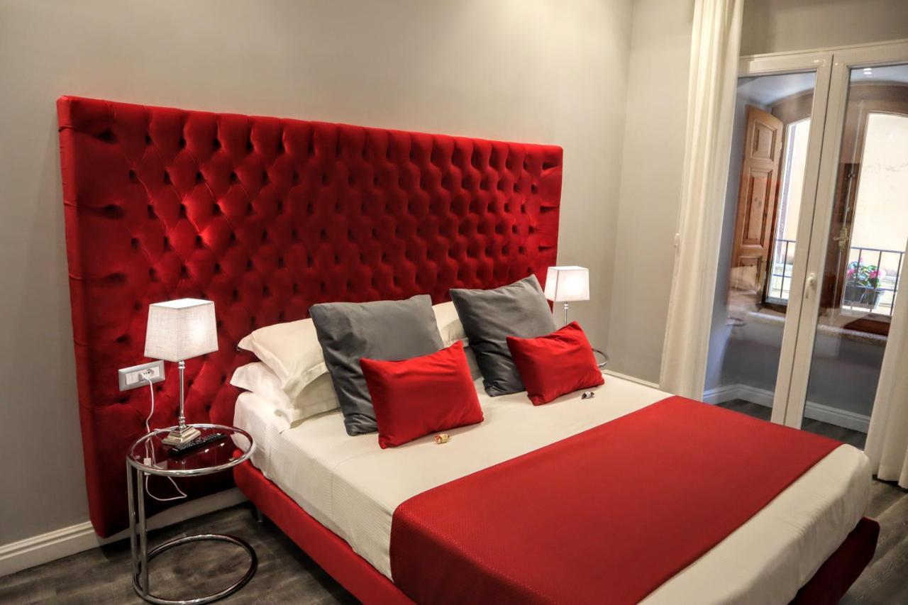 Millina Suites In Navona Rome Exterior photo