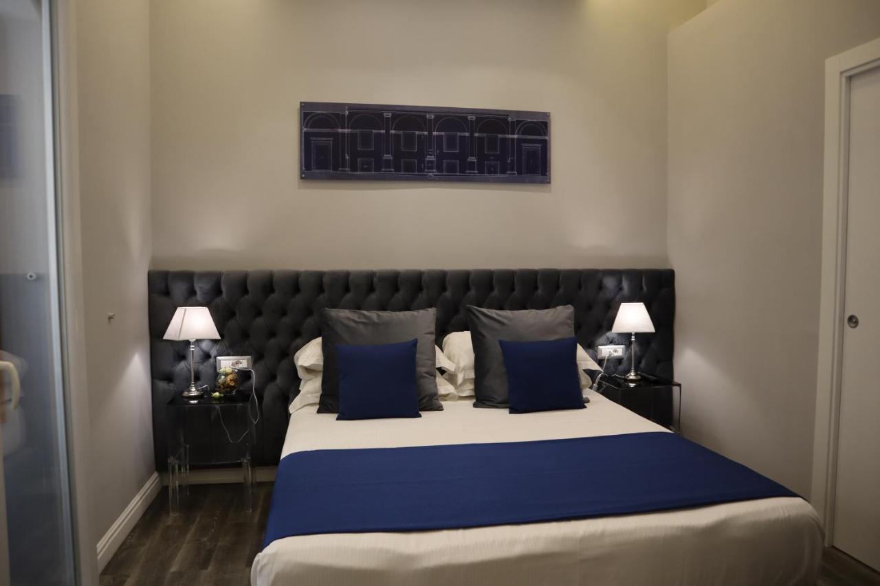 Millina Suites In Navona Rome Exterior photo