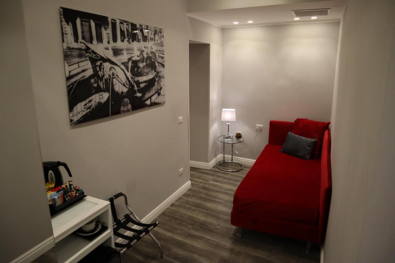 Millina Suites In Navona Rome Exterior photo