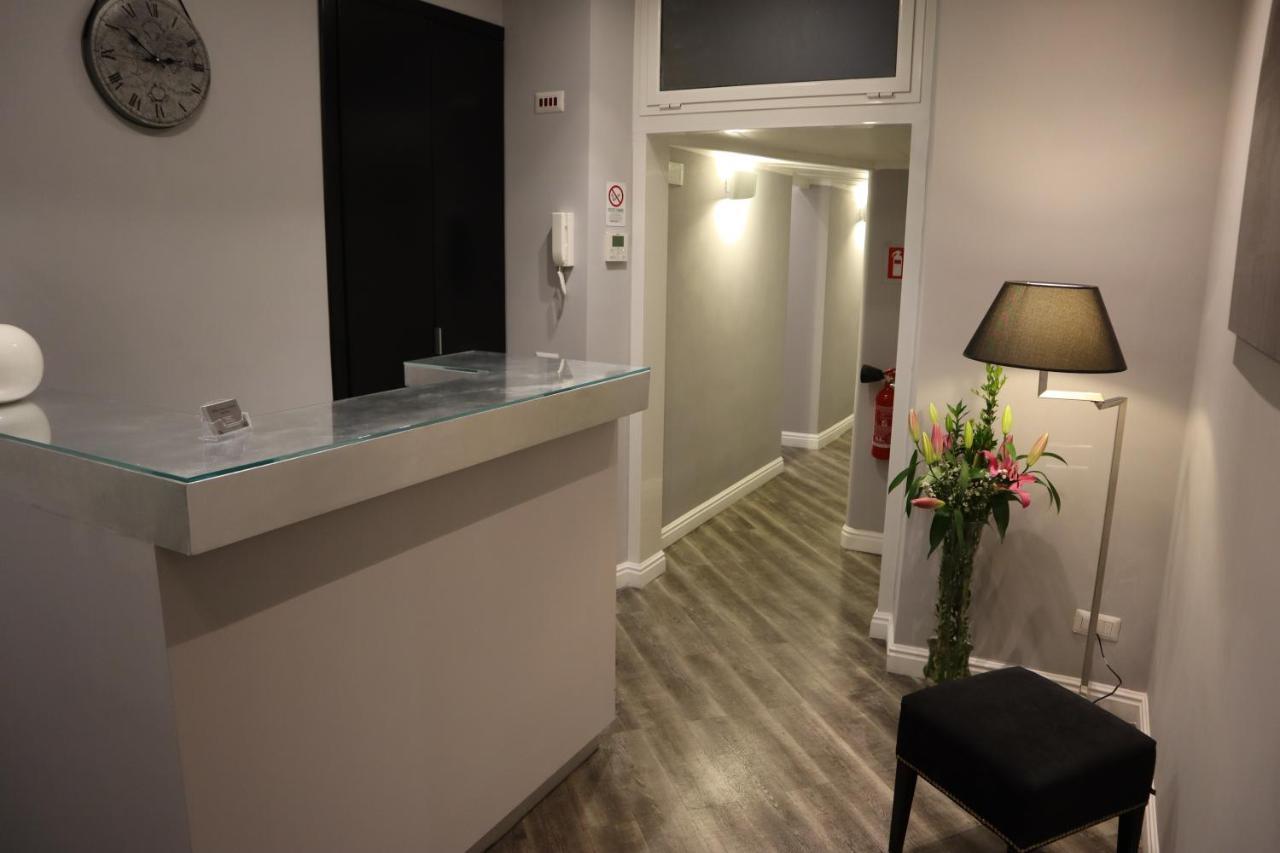Millina Suites In Navona Rome Exterior photo